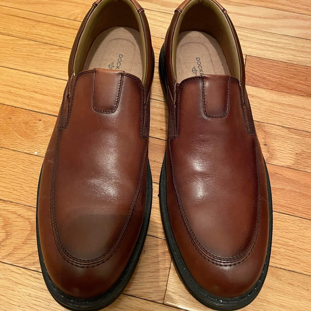Men’s Dockers shoes size 13